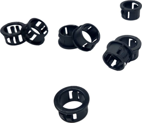 A set of Plastic Grommets 100 Pack for 4ga on a white background.