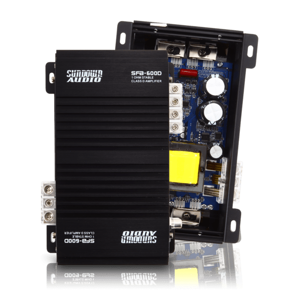 A Sundown Audio SFB-600D unit with a power supply and a power supply.