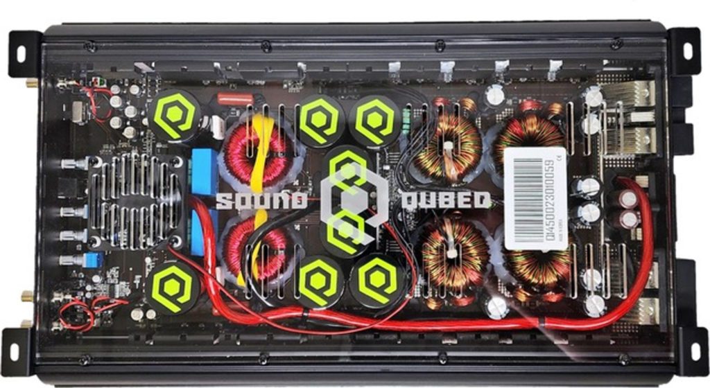 A SoundQubed Q1-4500 V2 Monoblock Amplifier with a lot of wires and connections.